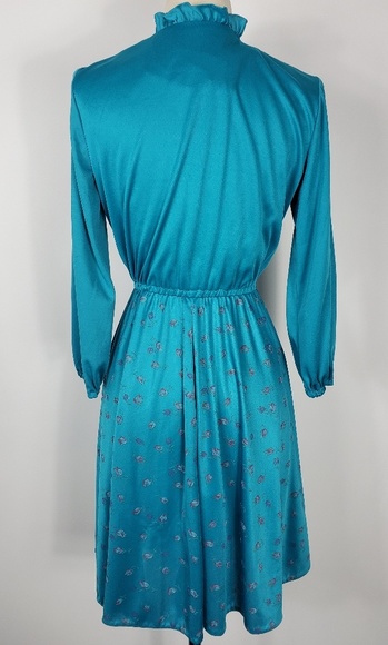 1970s Unlabeled Blue Floral, Polyester Dress - Picture 4 of 4